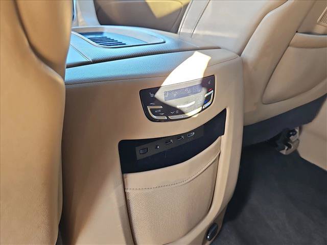 Used 2019 Cadillac Escalade ESV Platinum AWD/4WD image 19