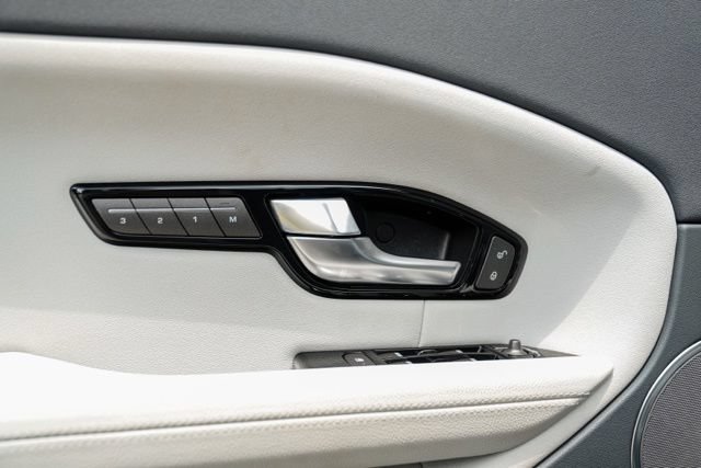 Used 2018 Land Rover Range Rover Evoque SE Premium AWD/4WD image 35