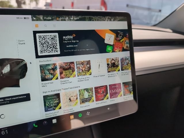 Used 2022 Tesla Model Y Performance AWD/4WD image 13