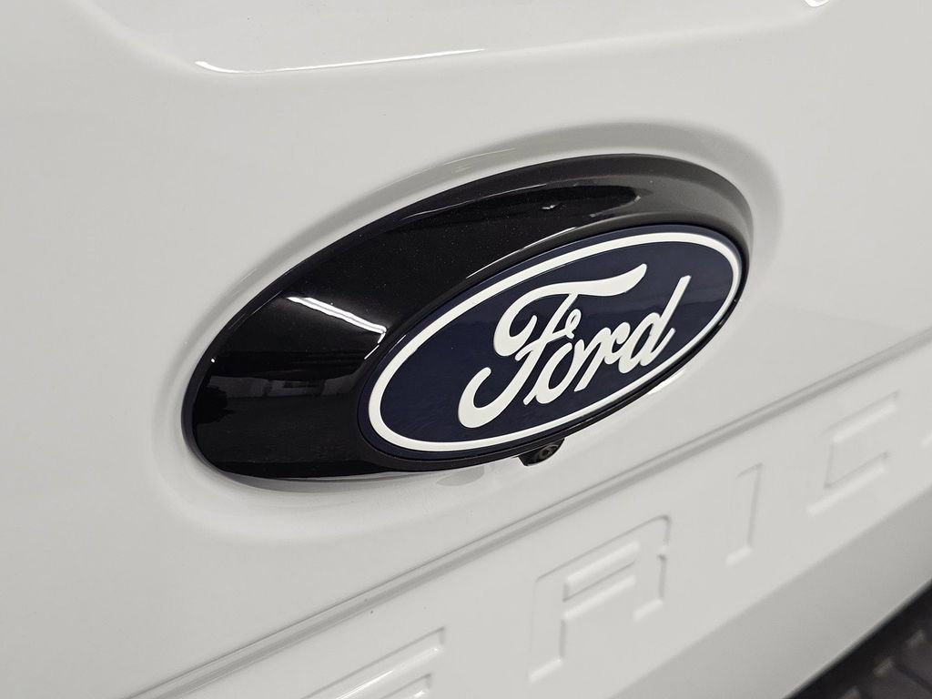 New 2026 Ford Maverick XLT w/ XLT Luxury Package AWD/4WD image 23