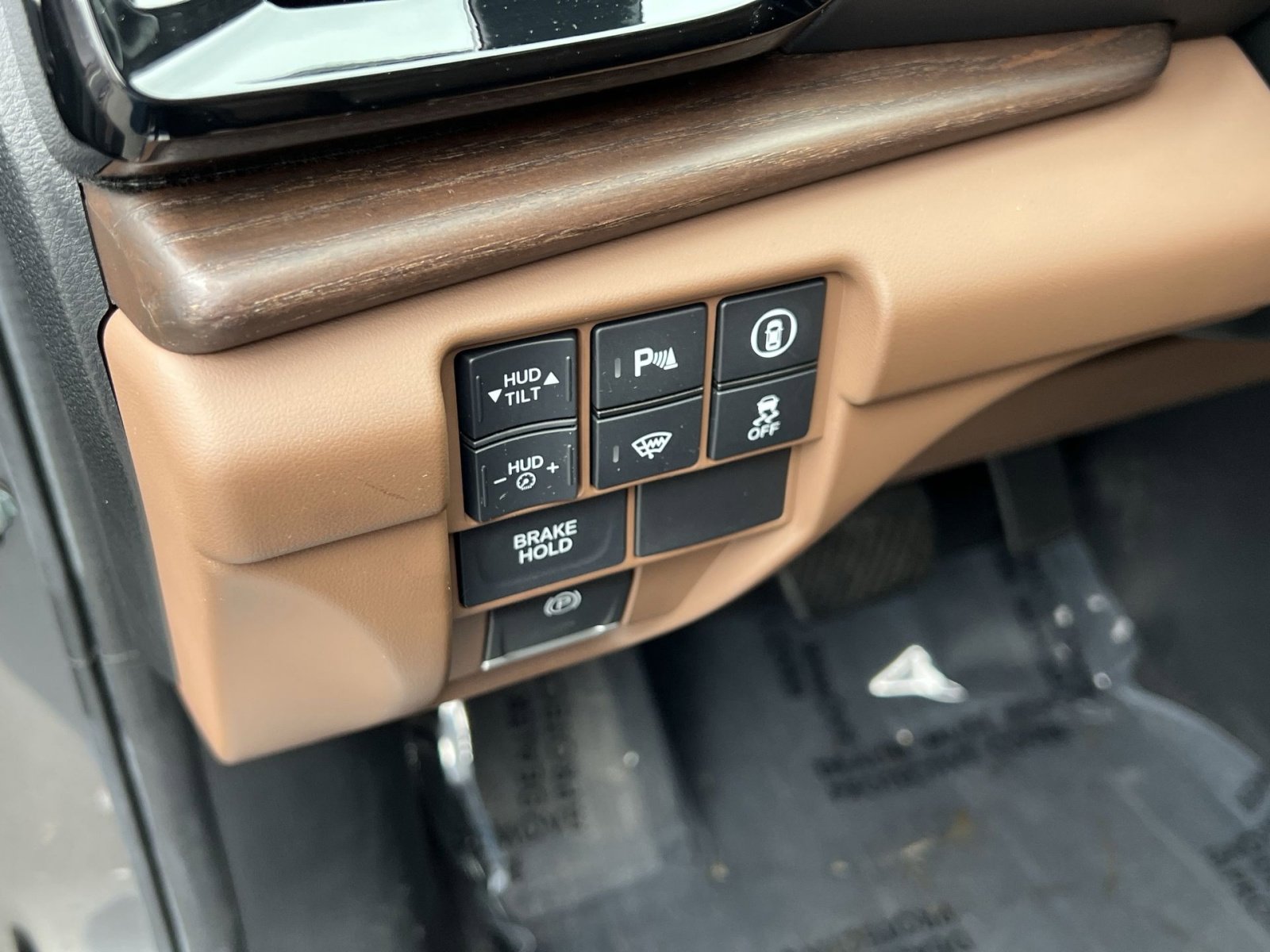 Certified 2025 Acura RDX SH-AWD w/ Advance Package image 35