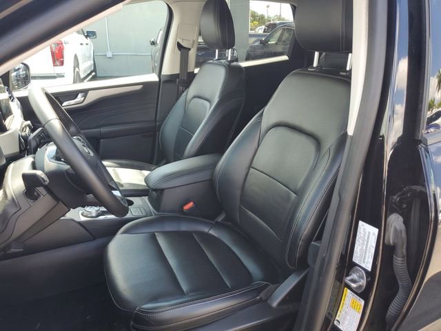 Used 2022 Ford Escape SEL w/ Technology Package FWD image 18