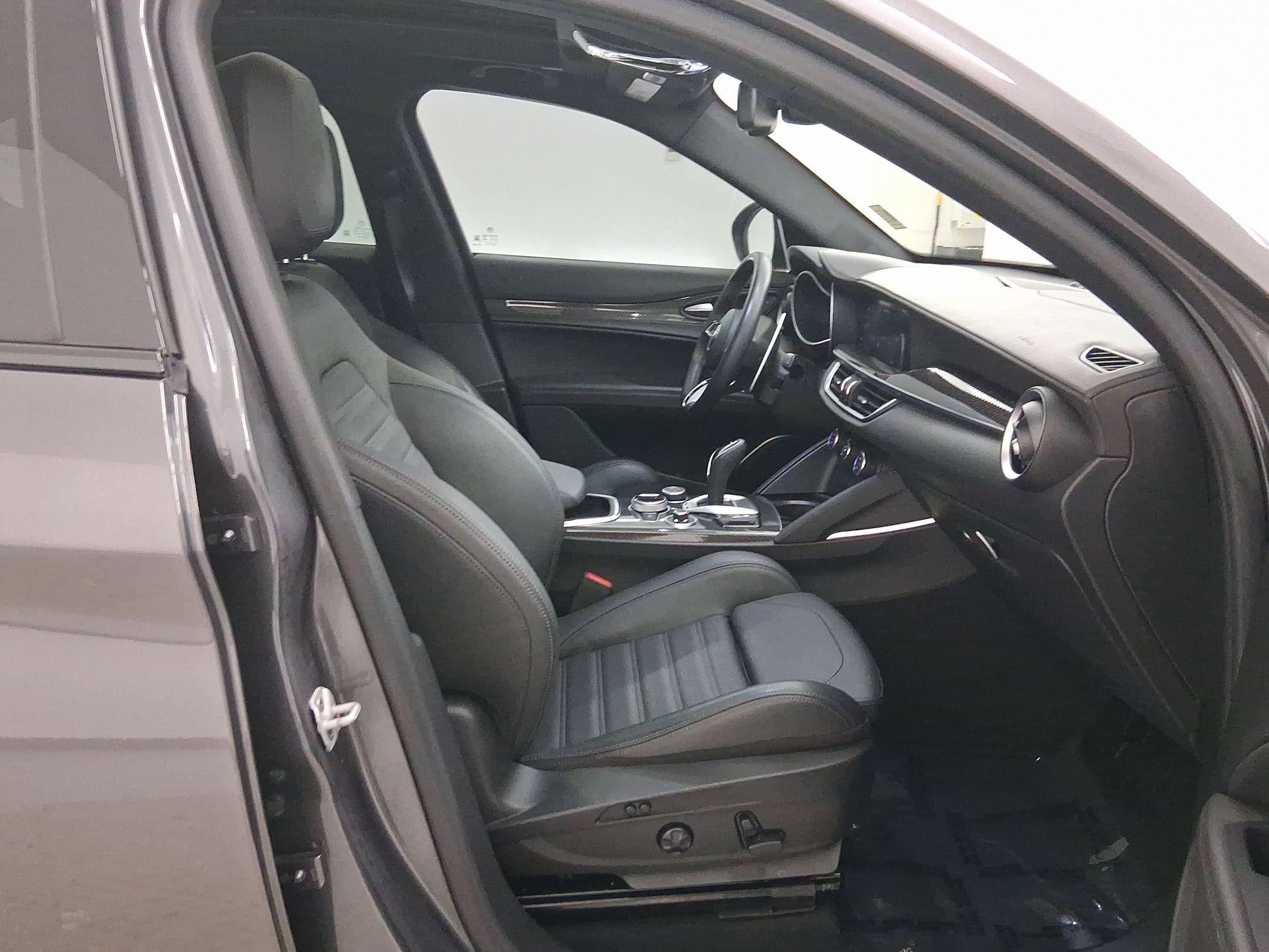 Used 2023 Alfa Romeo Stelvio Quadrifoglio w/ Active Assist Plus Package image 37