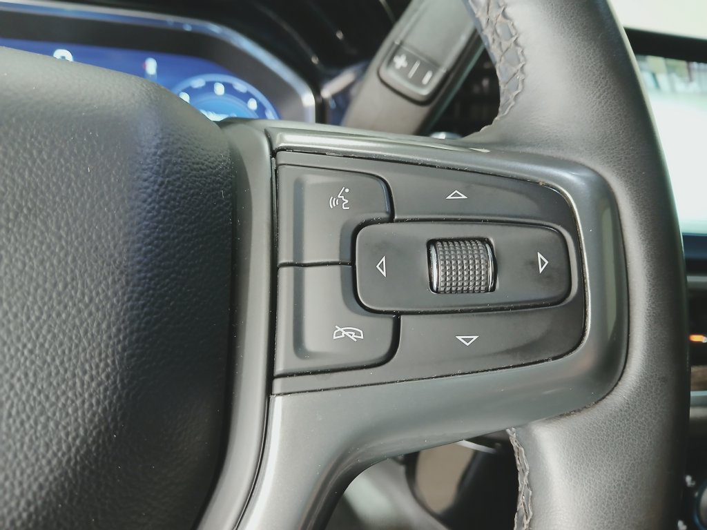 Used 2023 Chevrolet Silverado 1500 LT AWD/4WD image 28
