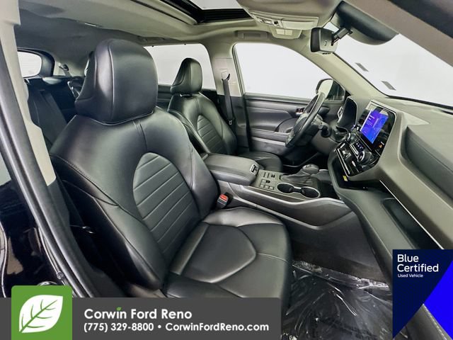 Used 2023 Toyota Highlander XLE AWD/4WD image 31