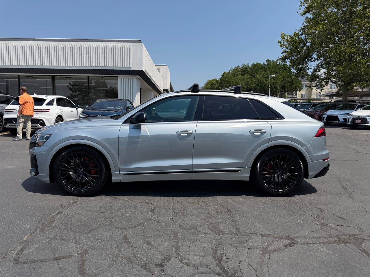 Used 2024 Audi SQ8 Prestige w/ Prestige Package AWD/4WD image 15