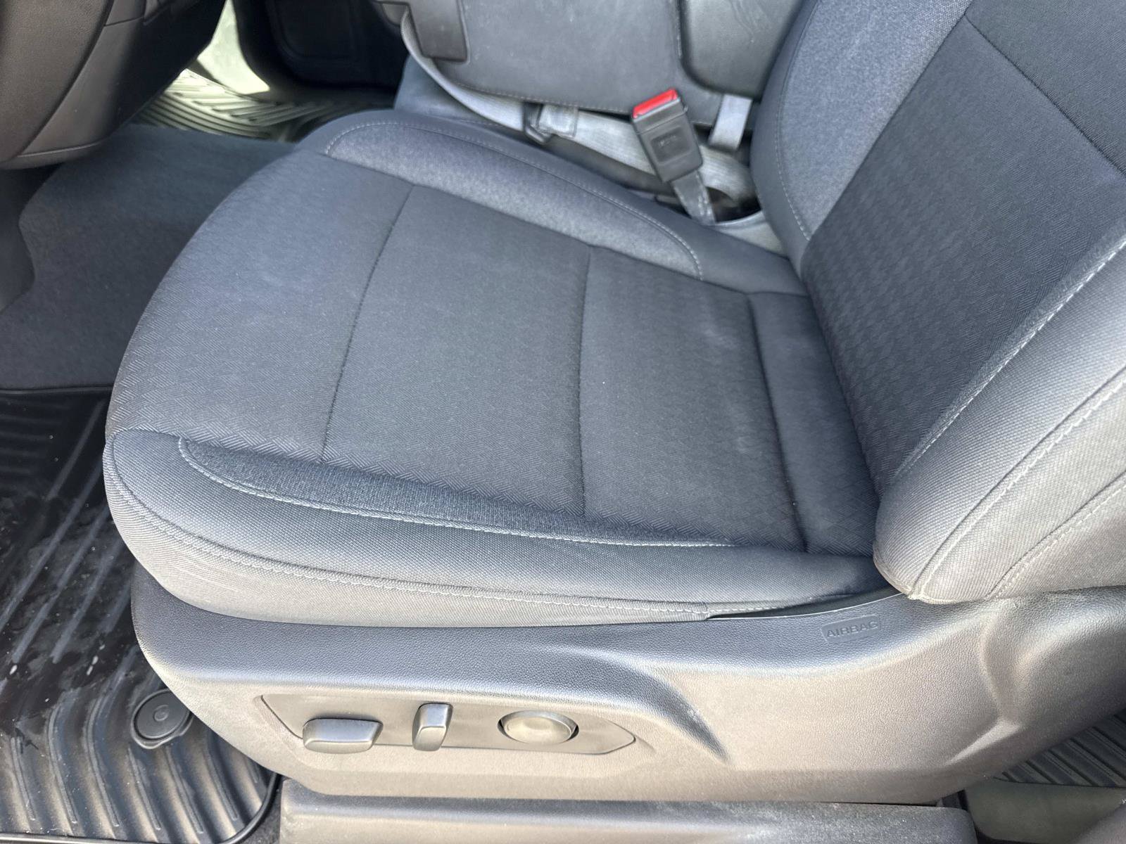 Used 2025 Chevrolet Silverado 1500 Custom RWD image 18
