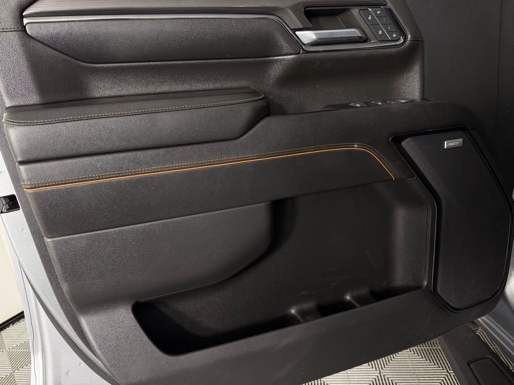 Used 2024 GMC Sierra 2500 AT4 w/ AT4 Premium Plus Package AWD/4WD image 27