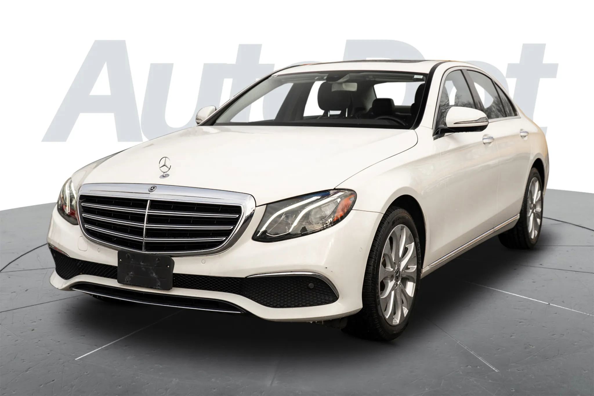 Used 2018 Mercedes-Benz E 300 4MATIC w/ Premium 1 Package image 5