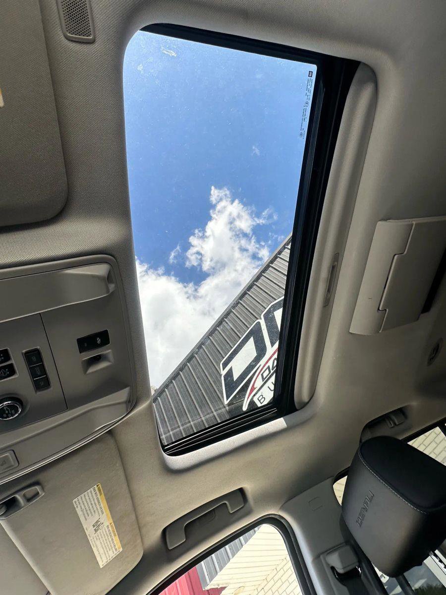 Used 2018 GMC Yukon XL Denali w/ Denali Ultimate Package image 67