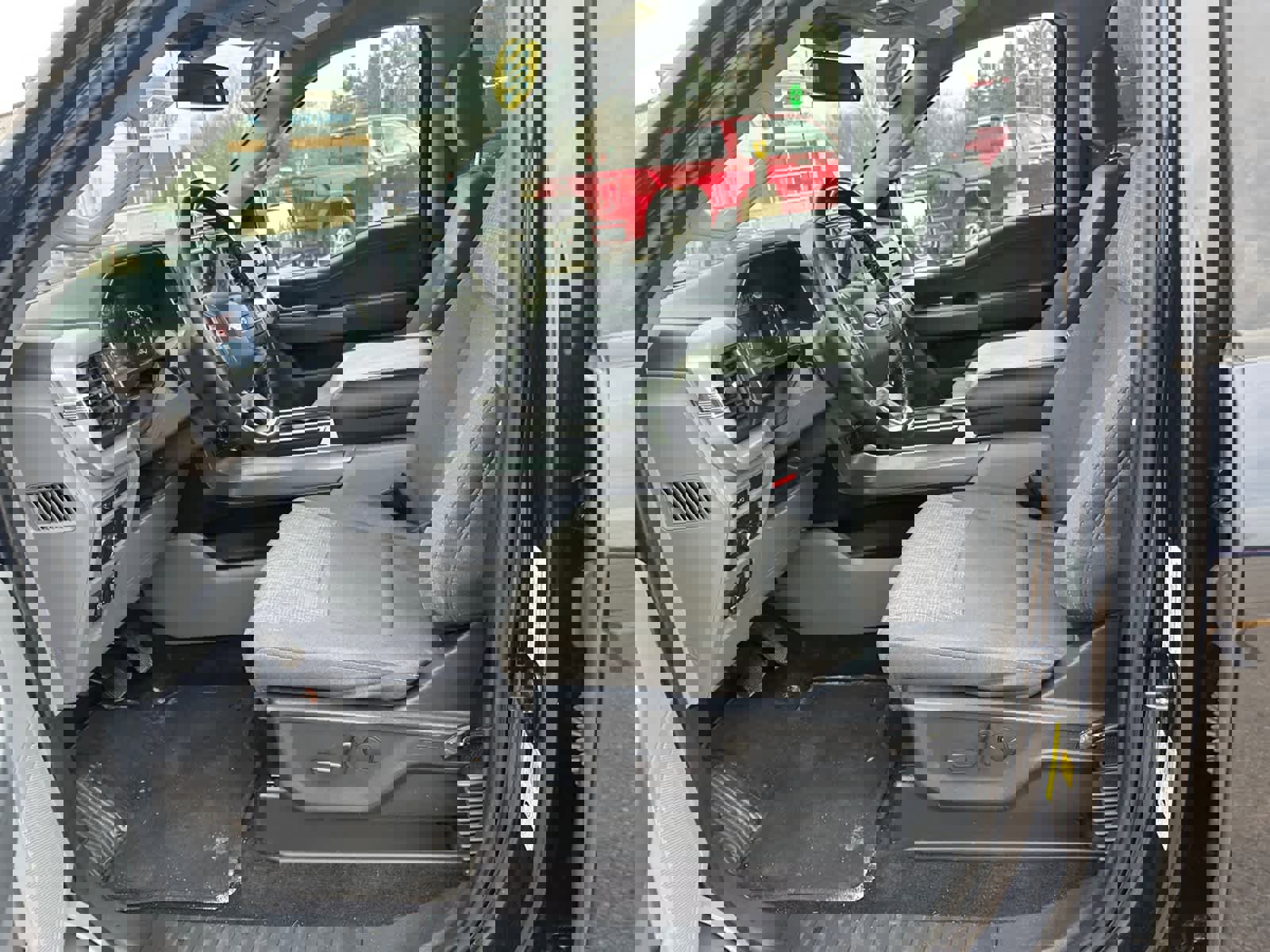 Certified 2022 Ford F150 XLT w/ Equipment Group 302A High image 9