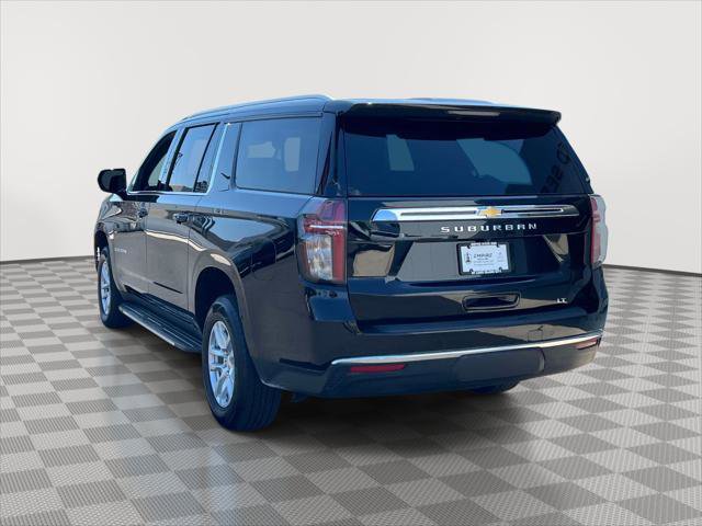 Used 2024 Chevrolet Suburban LT AWD/4WD image 5