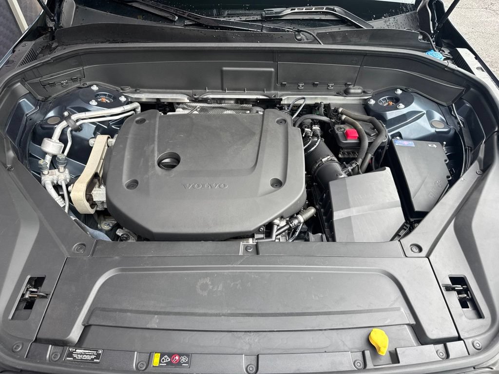Used 2023 Volvo XC90 B6 Plus AWD/4WD image 22