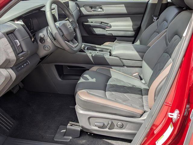 New 2026 Nissan Pathfinder Platinum w/ Cargo Package image 4