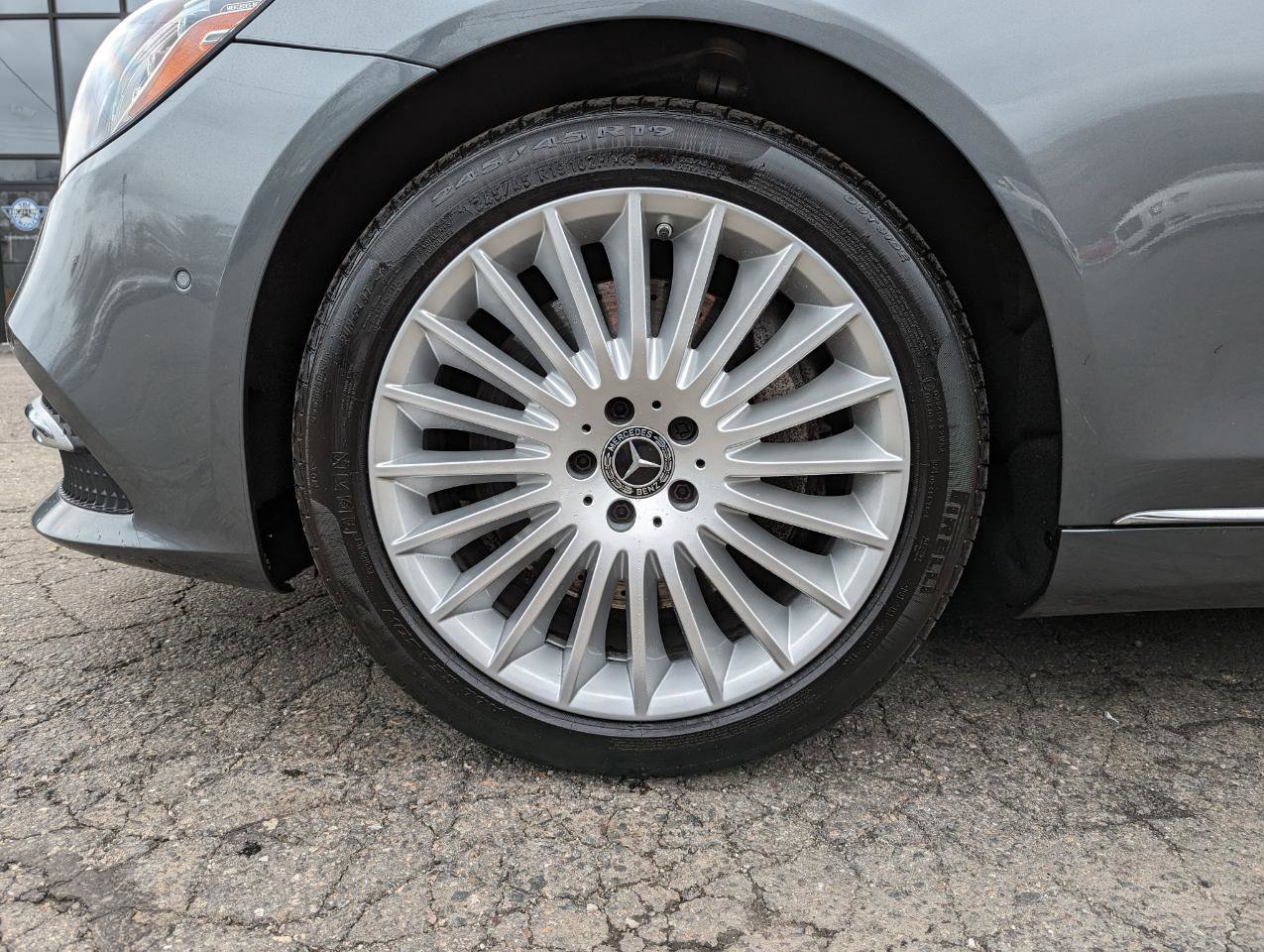 Used 2019 Mercedes-Benz S 560 4MATIC Sedan image 53