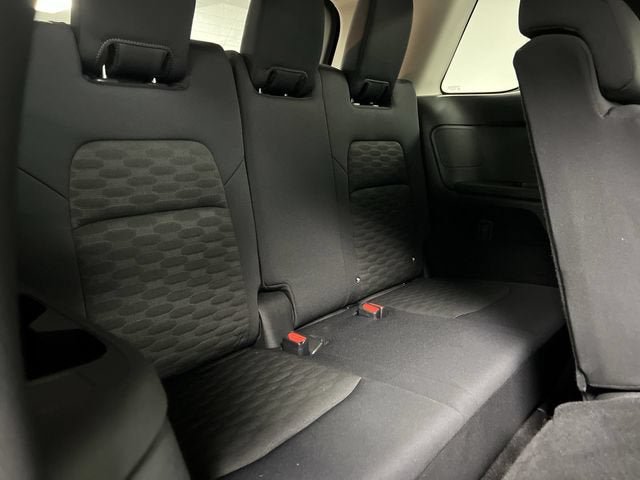 Used 2024 Nissan Pathfinder S FWD image 26