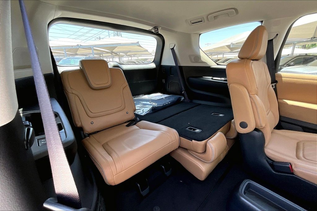 New 2027 INFINITI QX80 Luxe w/ Cargo Package RWD image 37