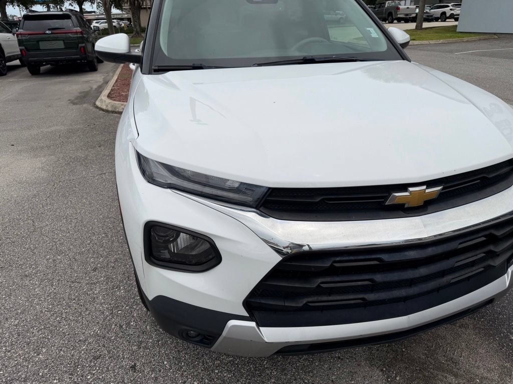 Used 2021 Chevrolet TrailBlazer LT w/ Convenience Package FWD image 14