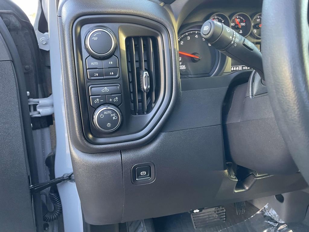 Used 2025 Chevrolet Silverado 1500 Custom Trail Boss image 31