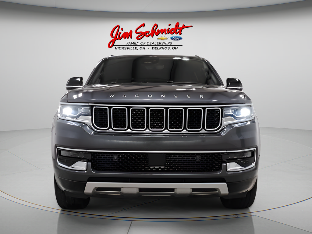 Used 2025 Jeep Wagoneer Series II w/ 8-Passenger Seating Package AWD/4WD image 2