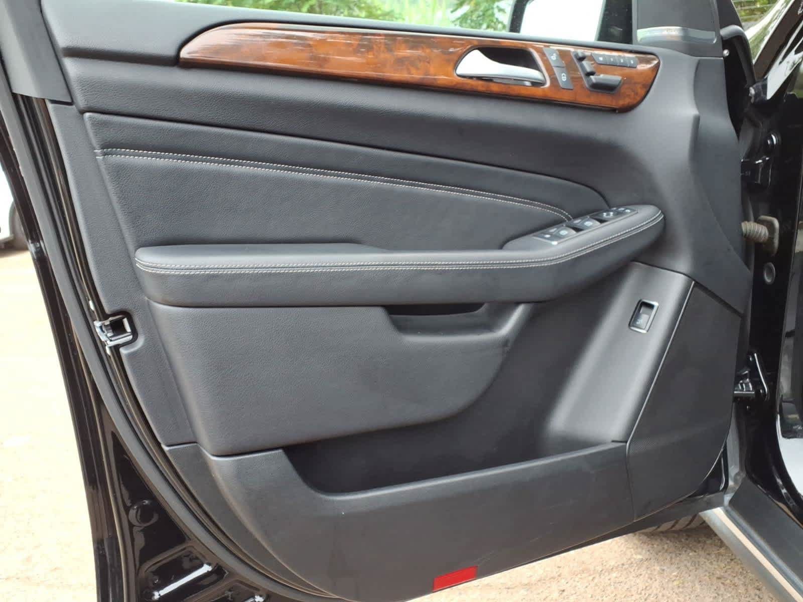 Used 2012 Mercedes-Benz ML 350 BlueTEC 4MATIC image 13