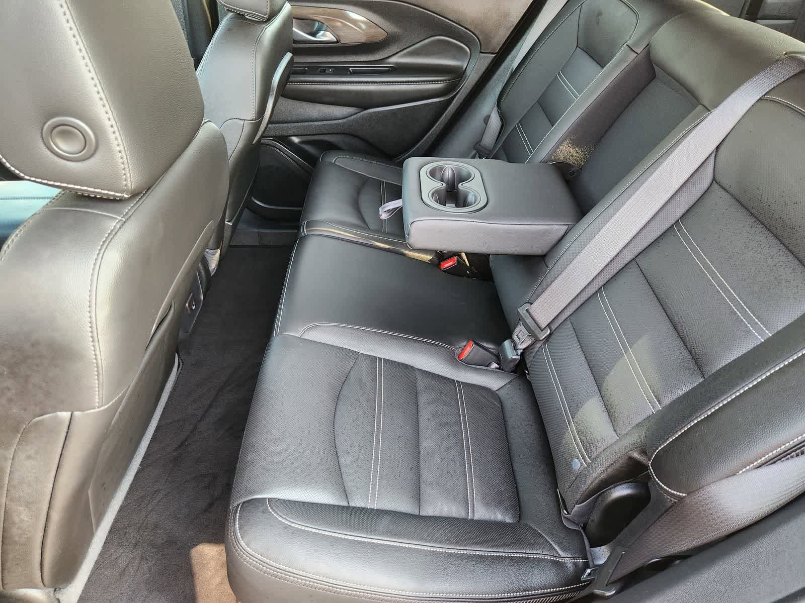 Used 2023 GMC Terrain Denali w/ Black Diamond Edition AWD/4WD image 31