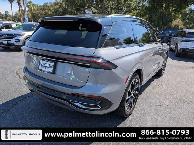 Used 2024 Lincoln Nautilus Reserve w/ Equipment Group 202A AWD/4WD image 3