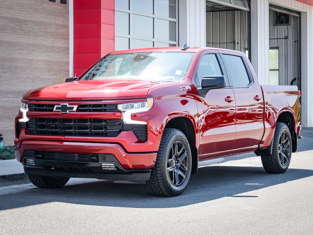Used 2023 Chevrolet Silverado 1500 RST w/ Z71 Off-Road Package AWD/4WD image 8