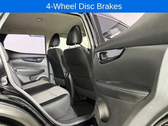 Used 2020 Nissan Rogue Sport SV image 16