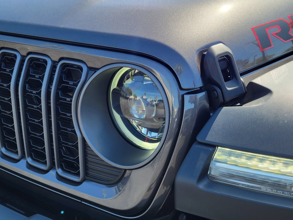 New 2026 Jeep Gladiator Rubicon w/ Safety Group AWD/4WD image 21
