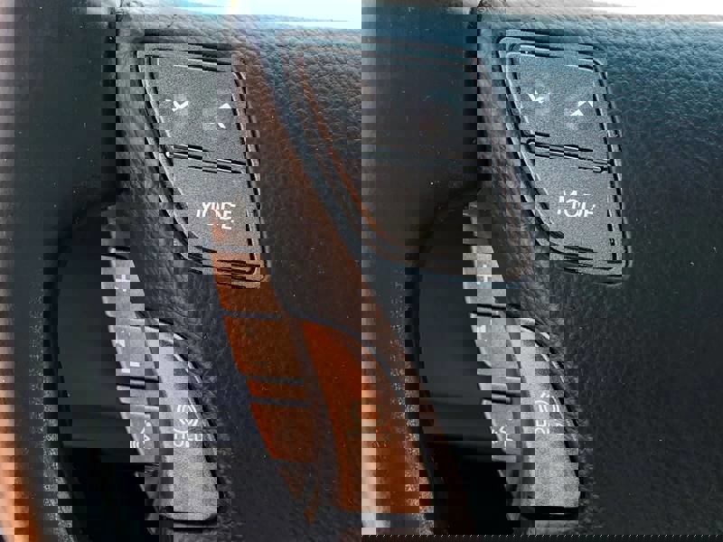 Used 2011 Lexus LS 460 AWD w/ Luxury Value Edition image 16