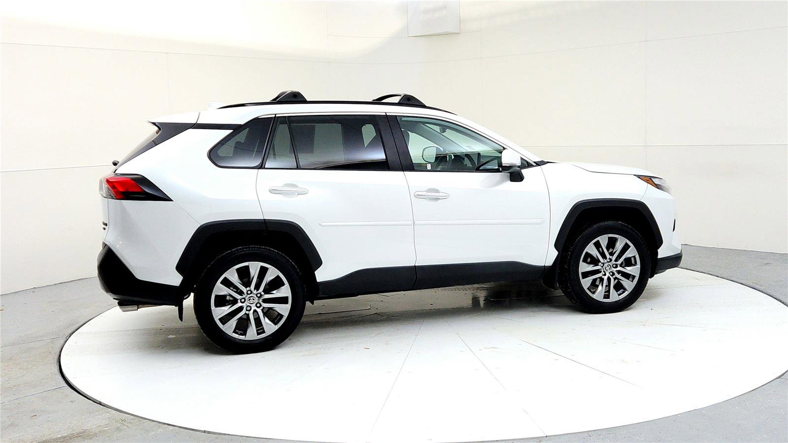 Used 2024 Toyota RAV4 Limited w/ Weather Package image 6