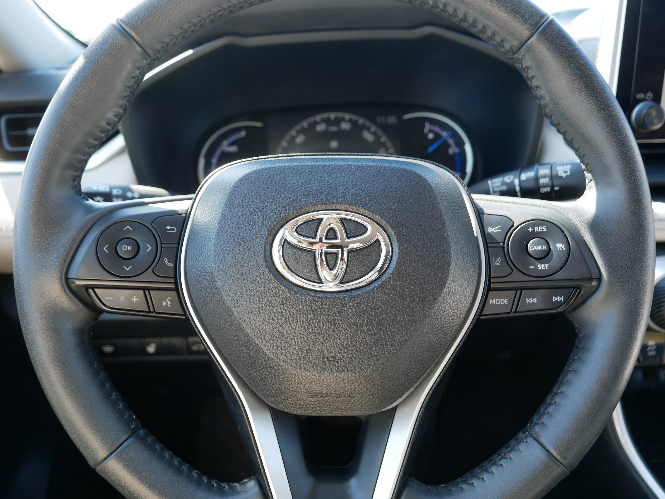 Used 2023 Toyota RAV4 XLE w/ Convenience Package AWD/4WD image 25