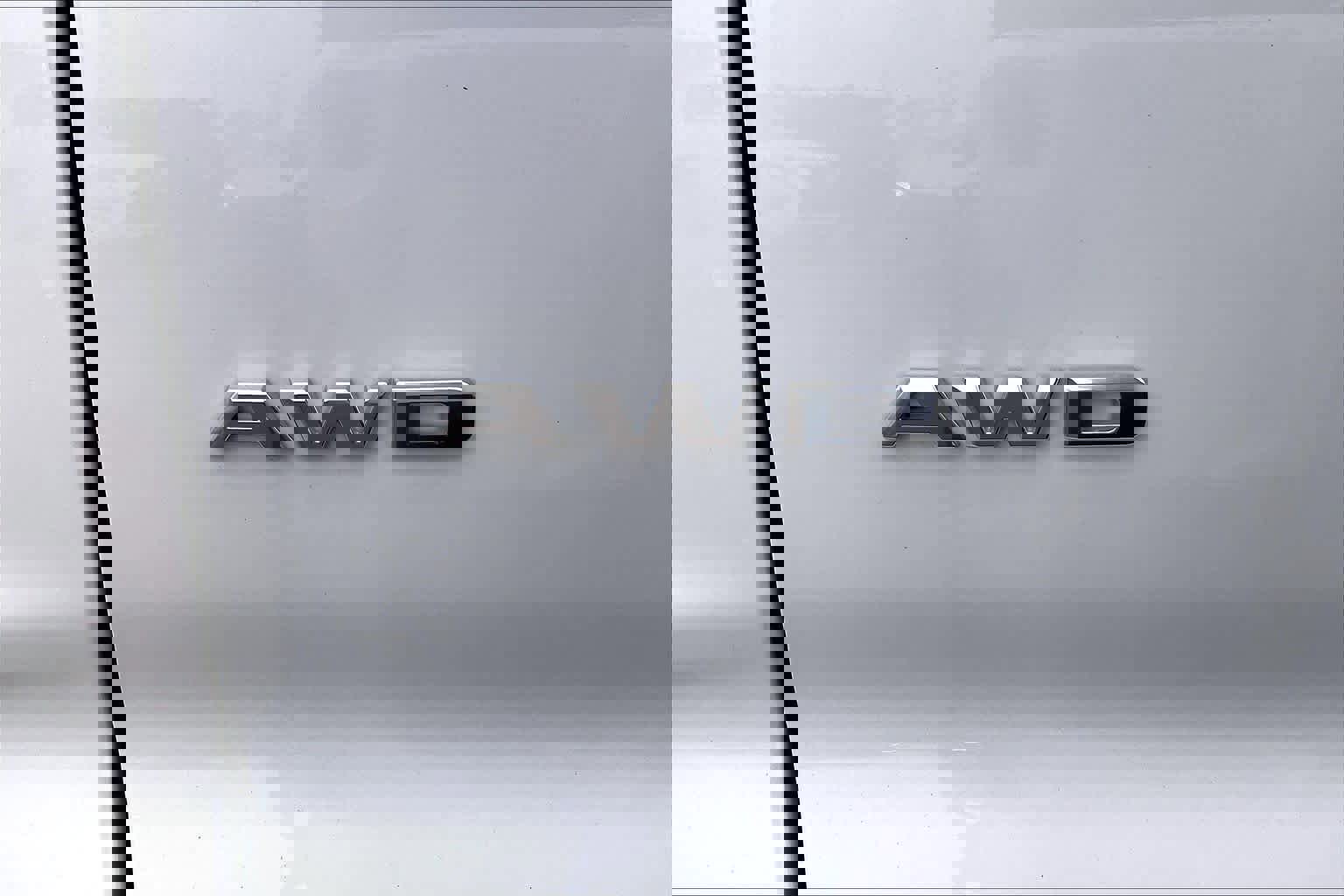 Used 2024 Cadillac XT4 Premium Luxury w/ Technology Package image 9