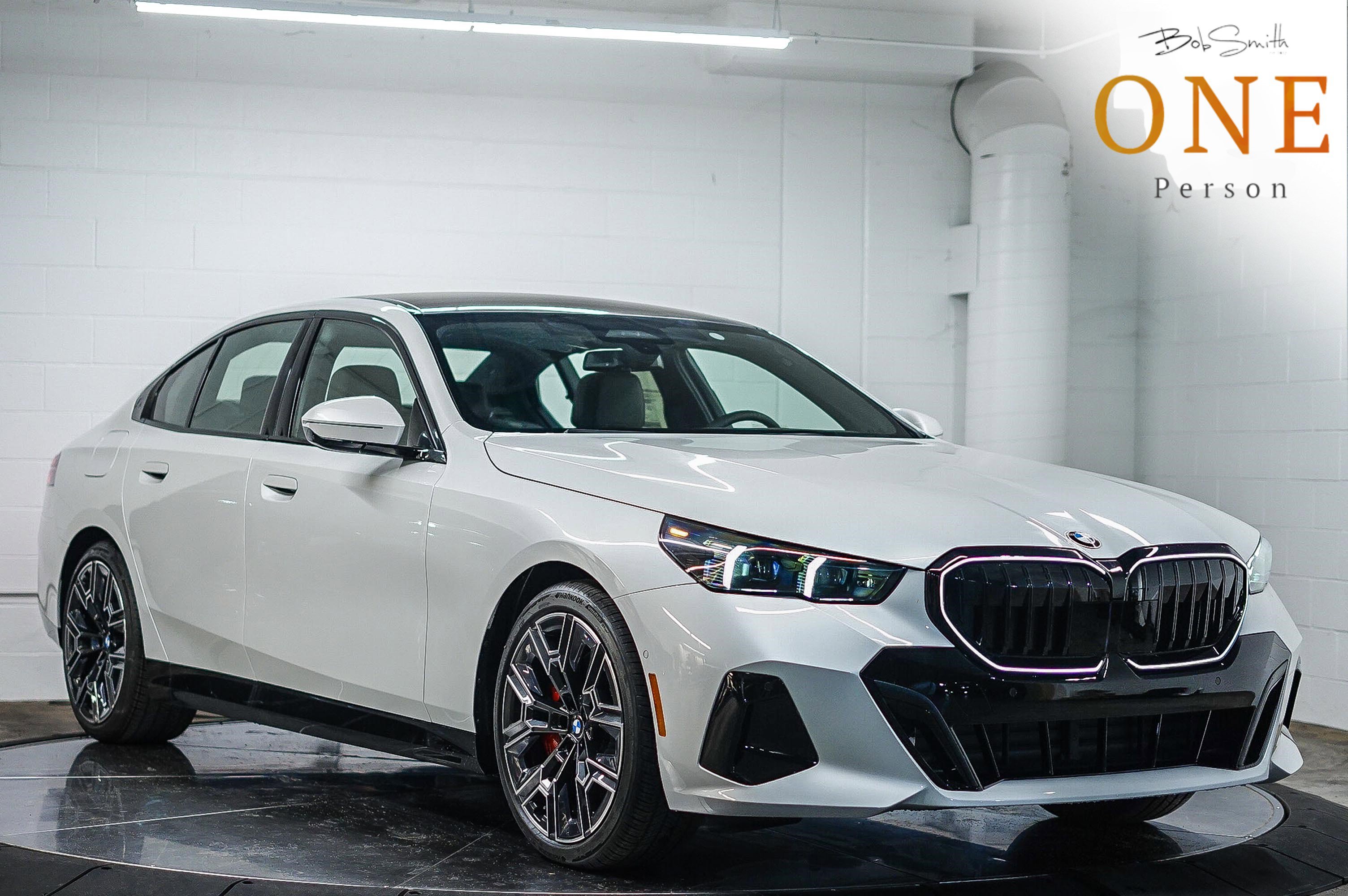 New 2026 BMW 540i xDrive w/ Executive Package