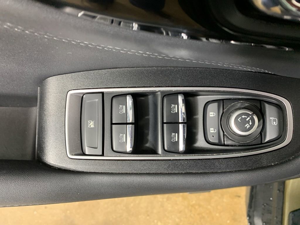 Used 2023 Subaru Outback Touring AWD/4WD image 18
