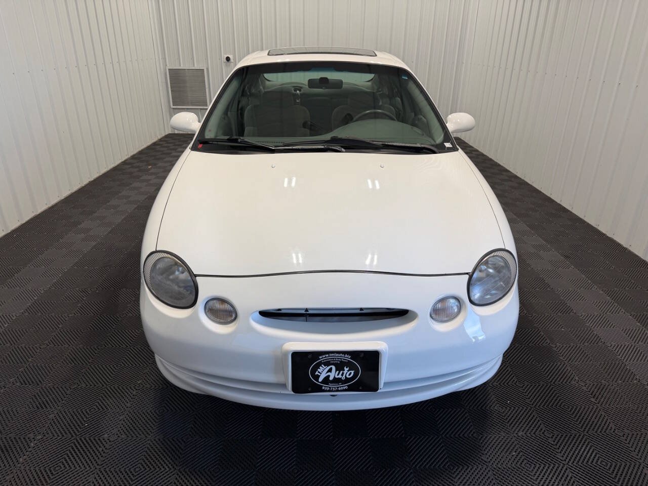Used 1997 Ford Taurus SHO FWD image 2