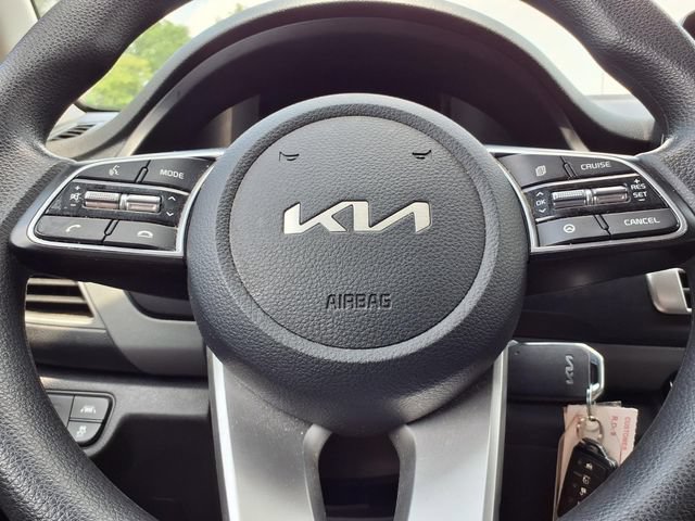 Used 2023 Kia Seltos LX AWD/4WD image 13