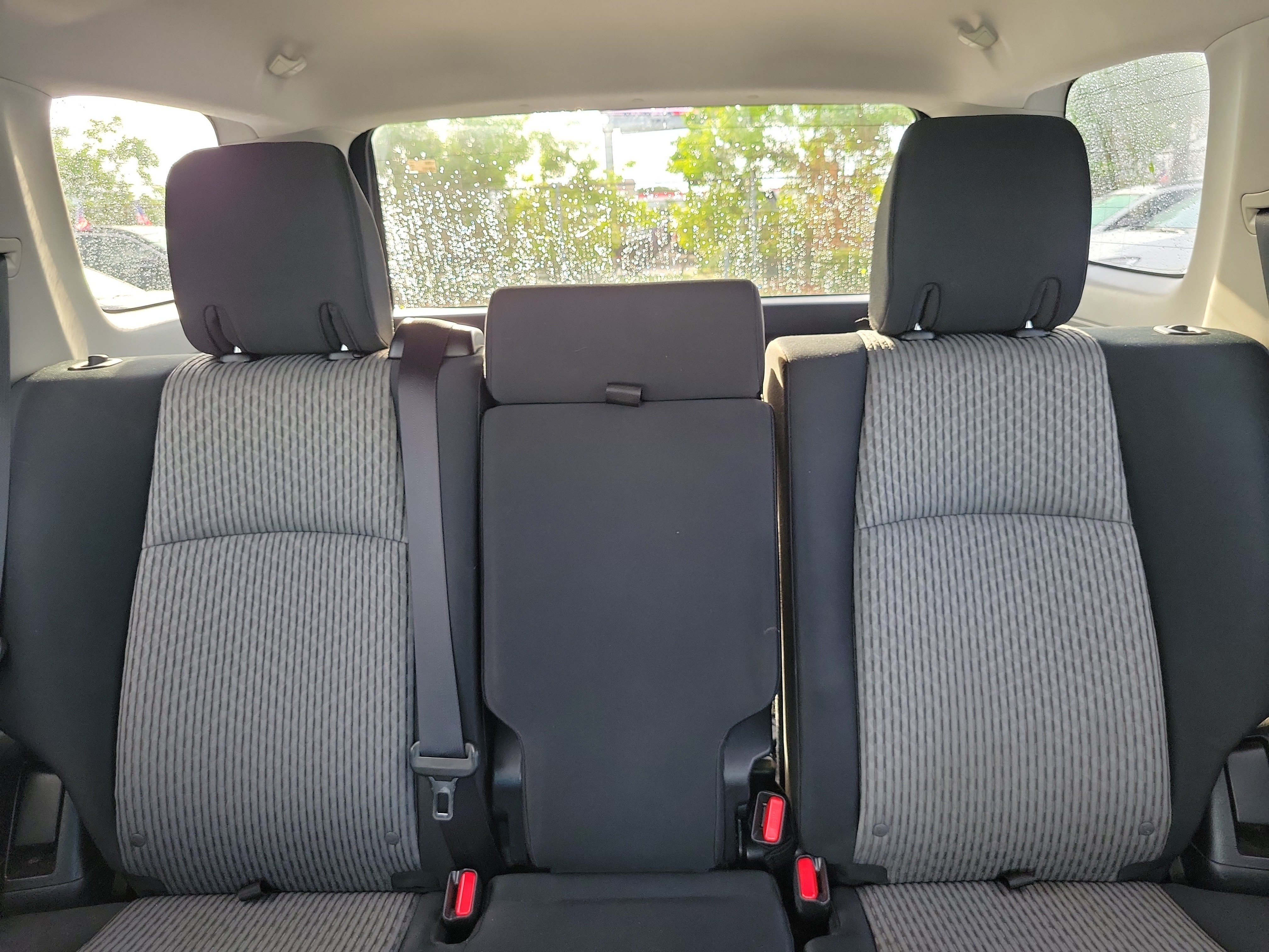 Used 2015 Toyota 4Runner SR5 AWD/4WD image 21