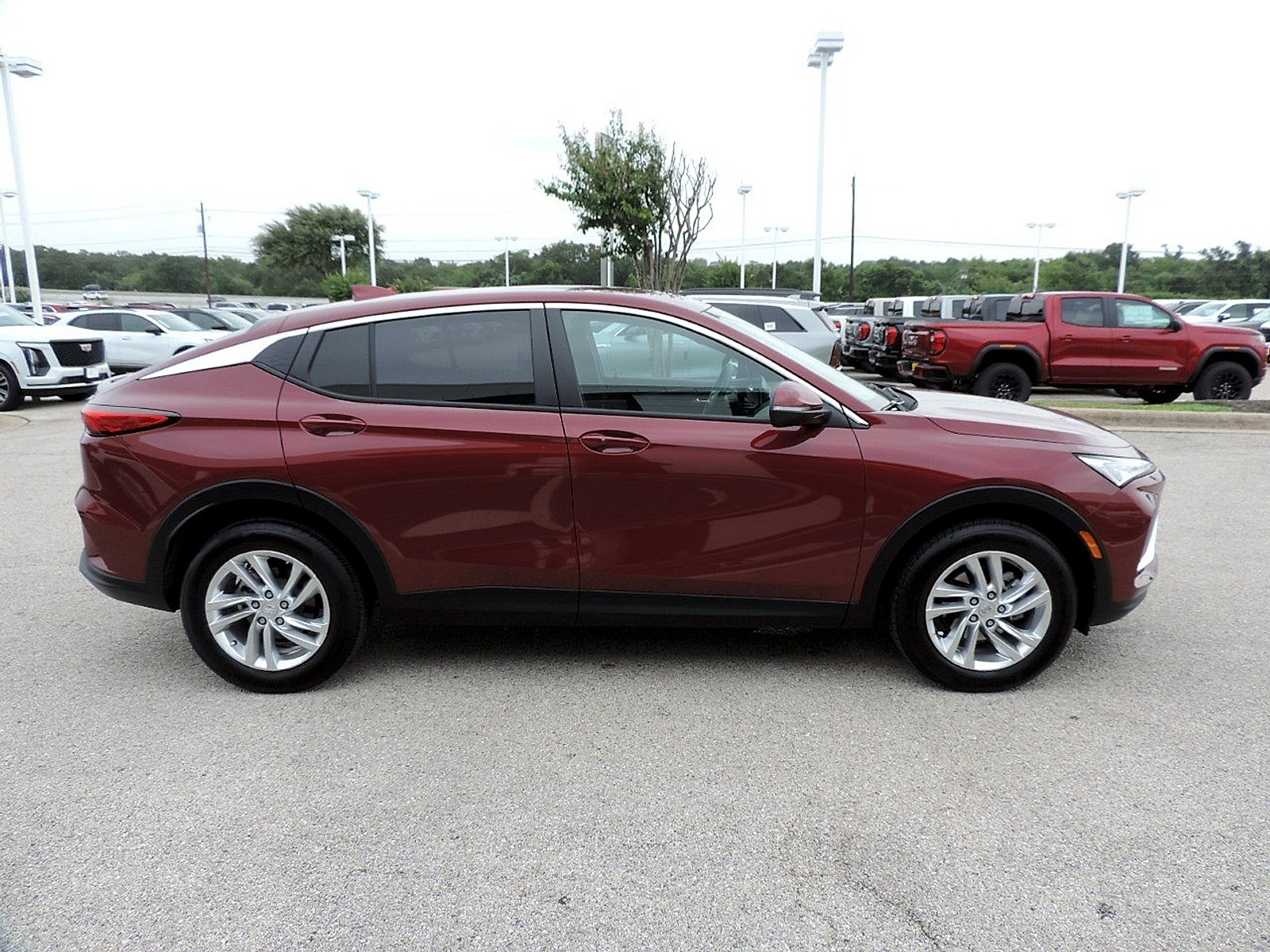 Used 2025 Buick Envista Preferred w/ Convenience I Package FWD image 4