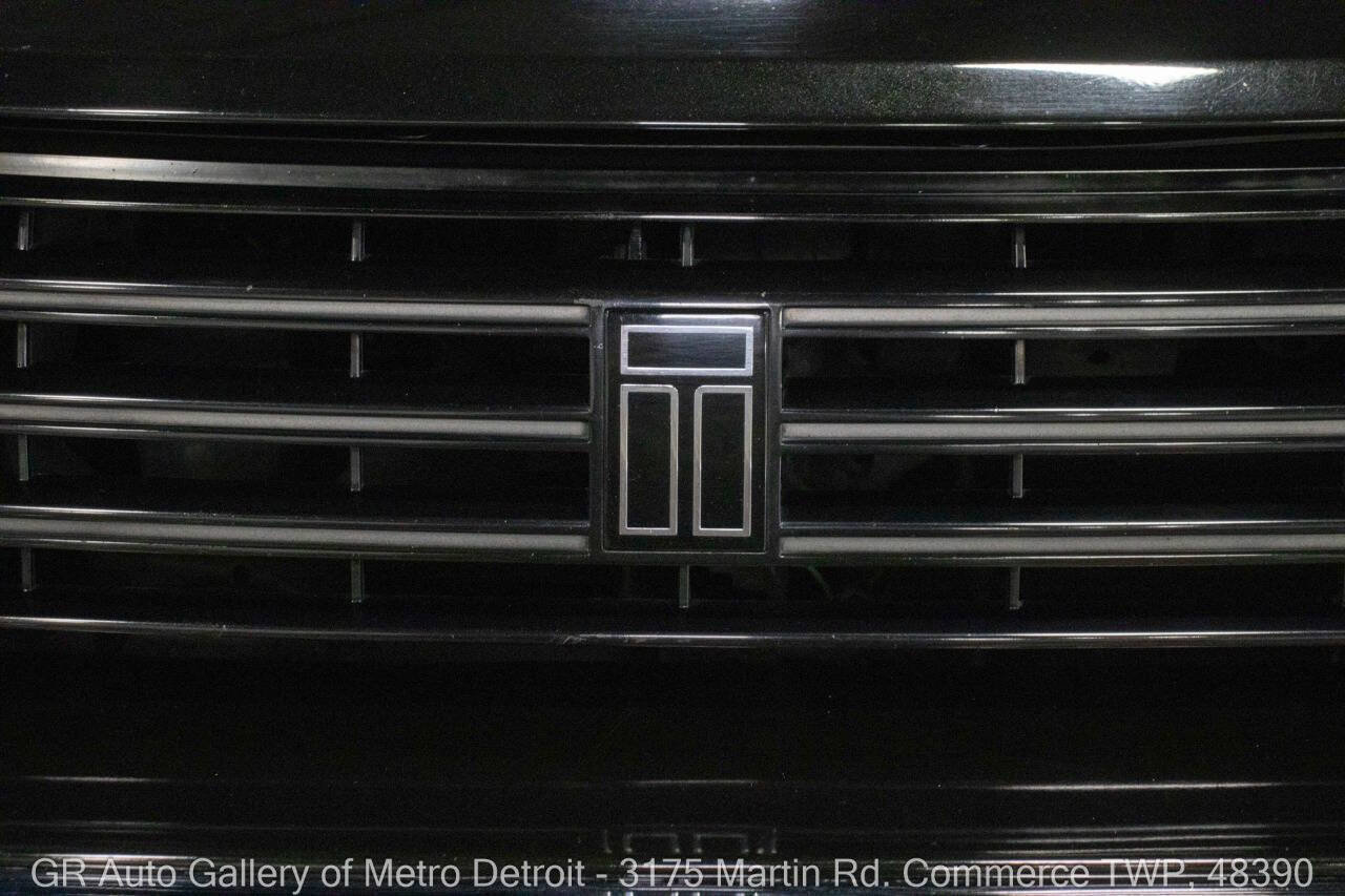 Used 1988 Oldsmobile Toronado Trofeo image 26