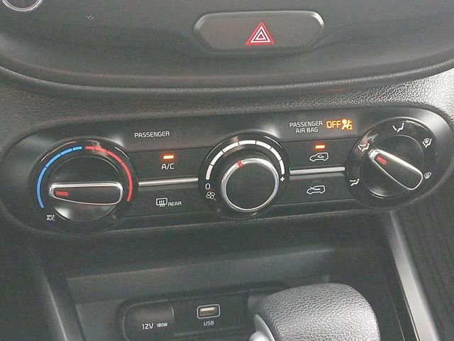 Certified 2025 Kia Soul LX w/ LX Technology Package FWD image 18