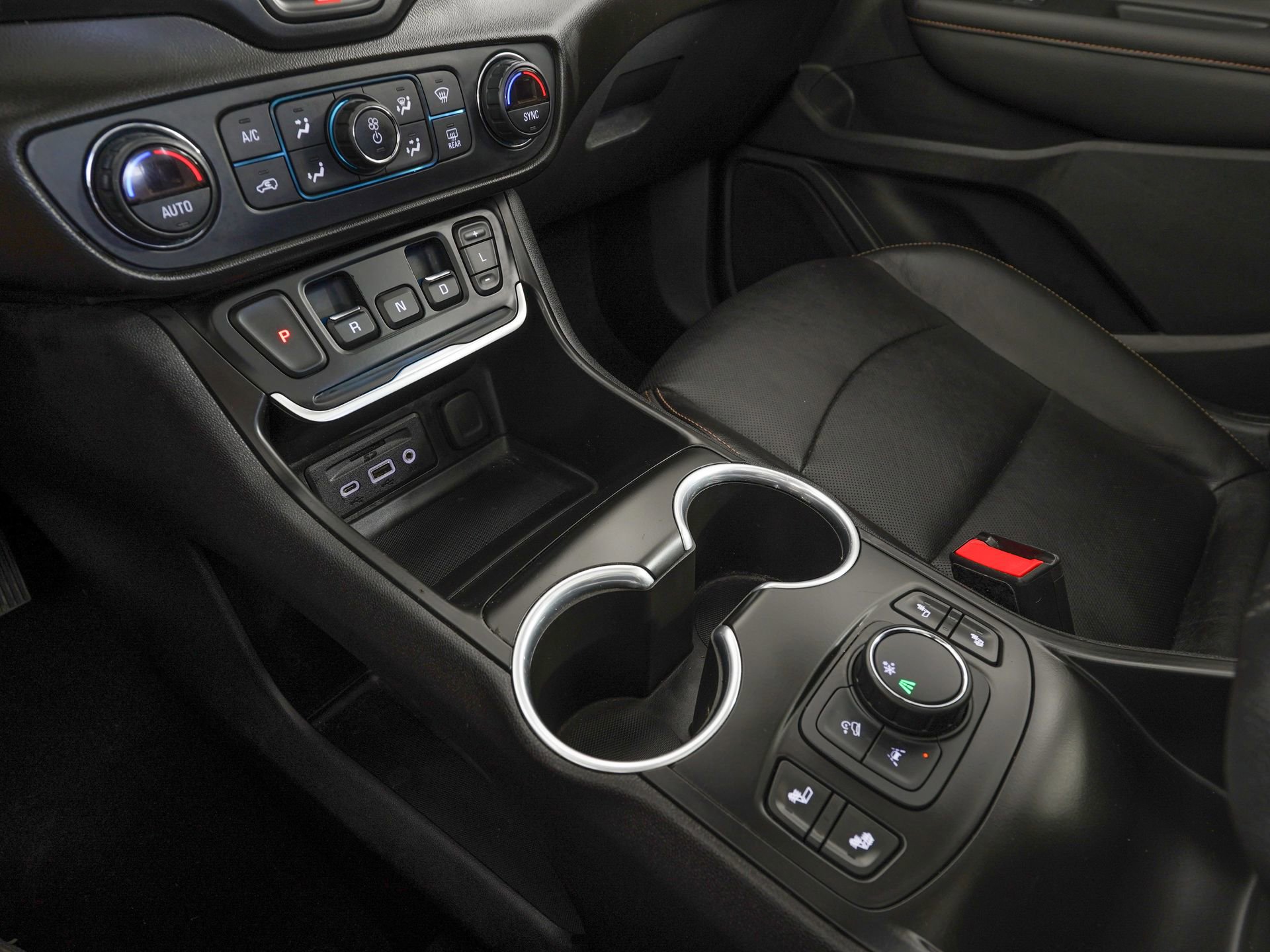 Used 2020 GMC Terrain SLT w/ Preferred Package FWD image 21