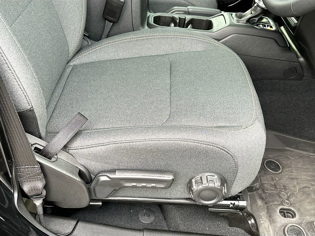 Used 2024 Jeep Wrangler Unlimited Sport w/ Convenience Group image 22