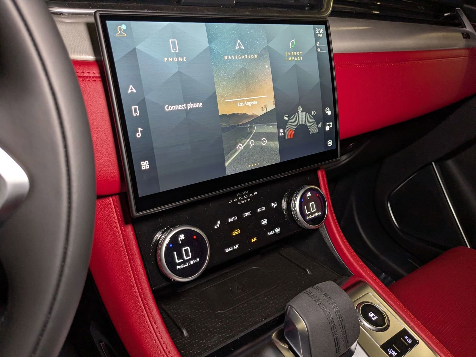 New 2026 Jaguar F-PACE R-Dynamic S image 12