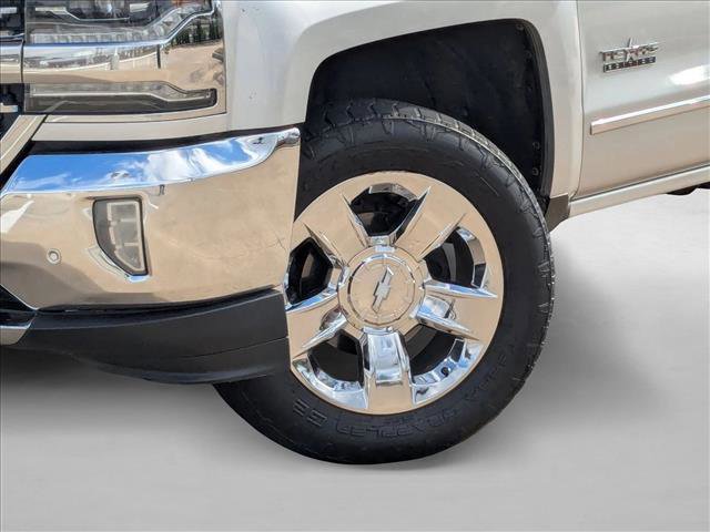 Used 2018 Chevrolet Silverado 1500 LTZ w/ Texas Edition image 24