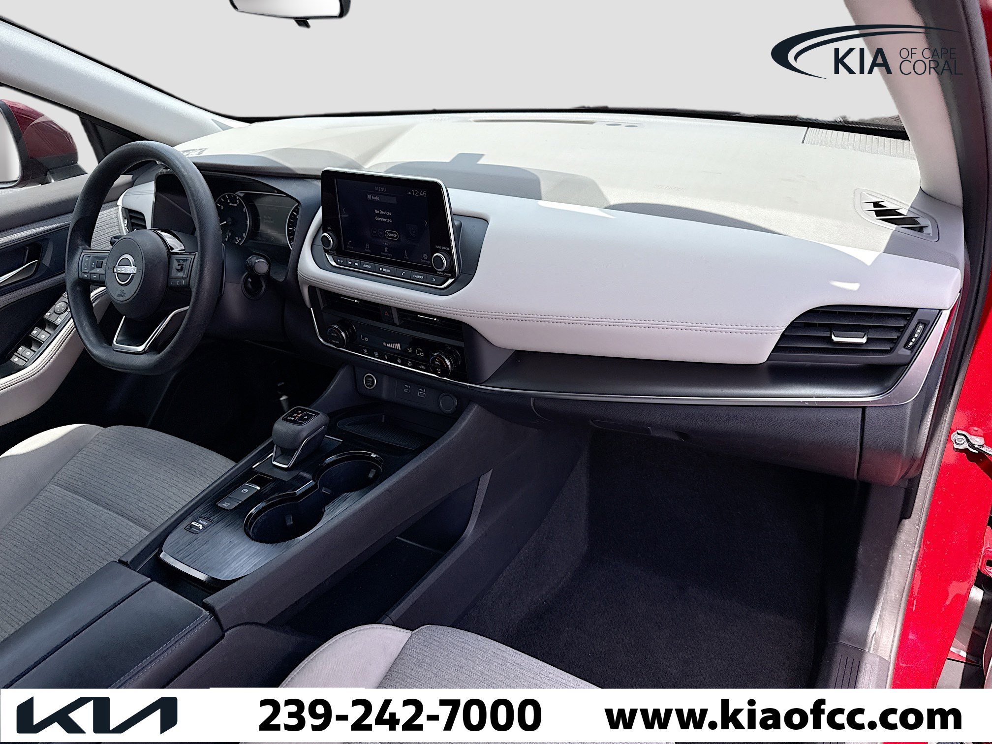 Used 2023 Nissan Rogue SV image 13