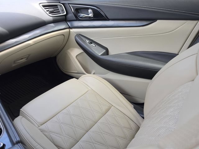 Certified 2023 Nissan Maxima Platinum w/ Sport Mat Group FWD image 23