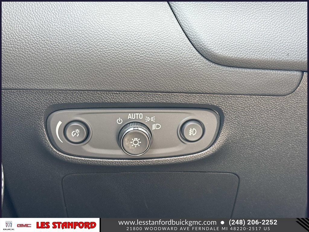 Certified 2023 Buick Encore GX Select w/ Sport Touring Package FWD image 27