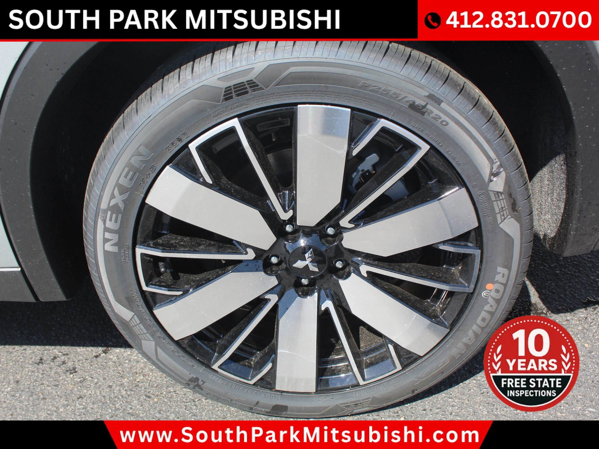 New 2025 Mitsubishi Outlander SE image 33